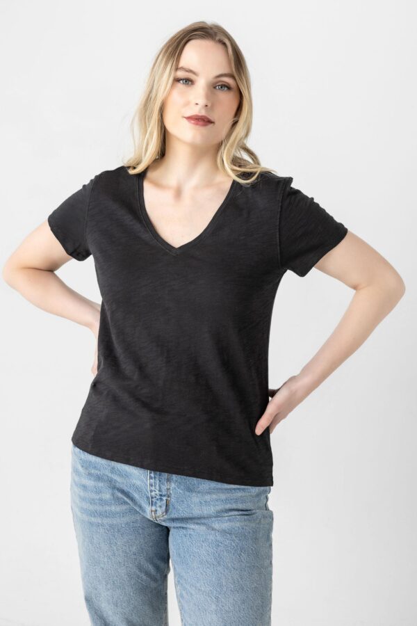 V-Neck Short Sleeve Back Seam Tee - Image 2