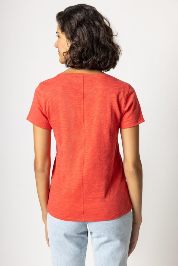 V-Neck Short Sleeve Back Seam Tee - Image 23