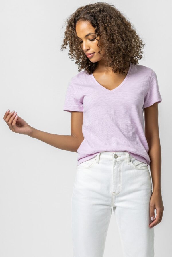 V-Neck Short Sleeve Back Seam Tee - Image 44