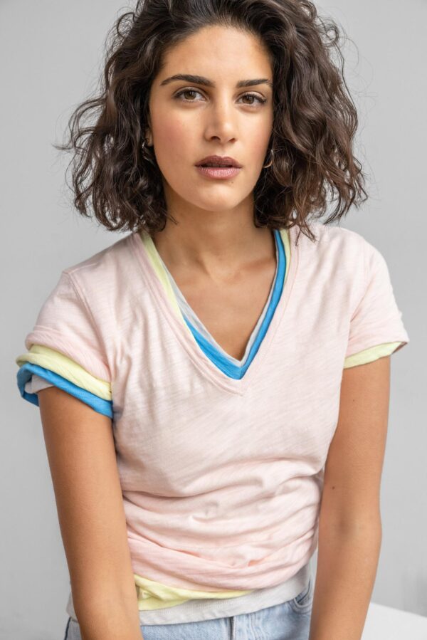 V-Neck Short Sleeve Back Seam Tee - Image 50