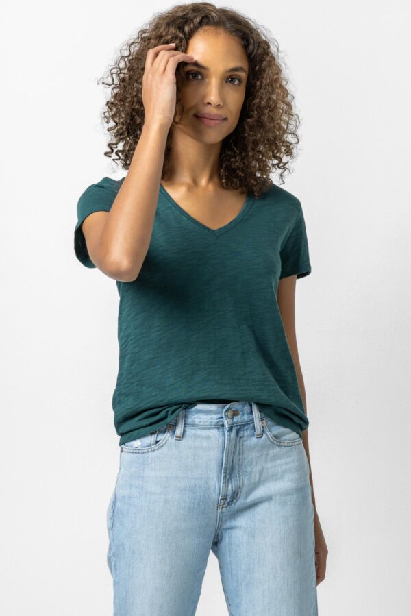 V-Neck Short Sleeve Back Seam Tee - Image 53