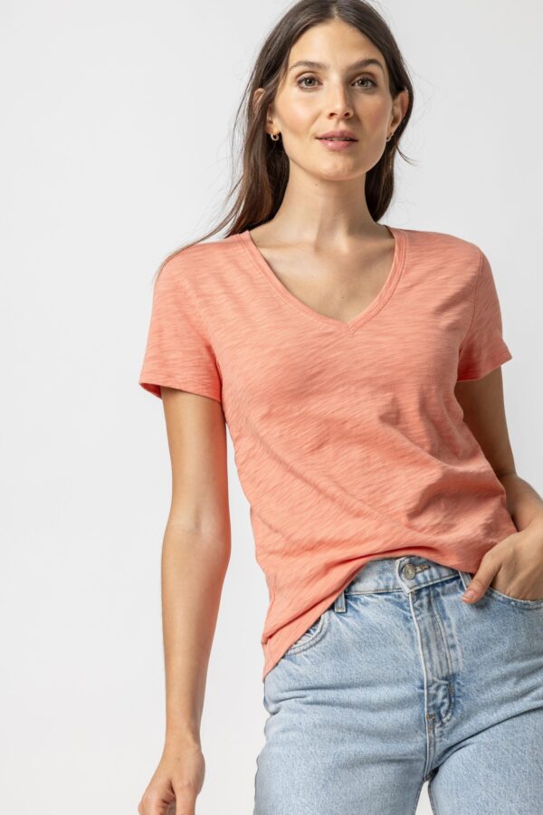 V-Neck Short Sleeve Back Seam Tee - Image 59