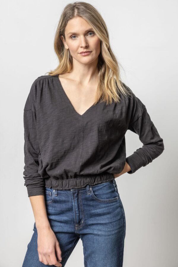 Elastic Hem Easy V-Neck - Image 6