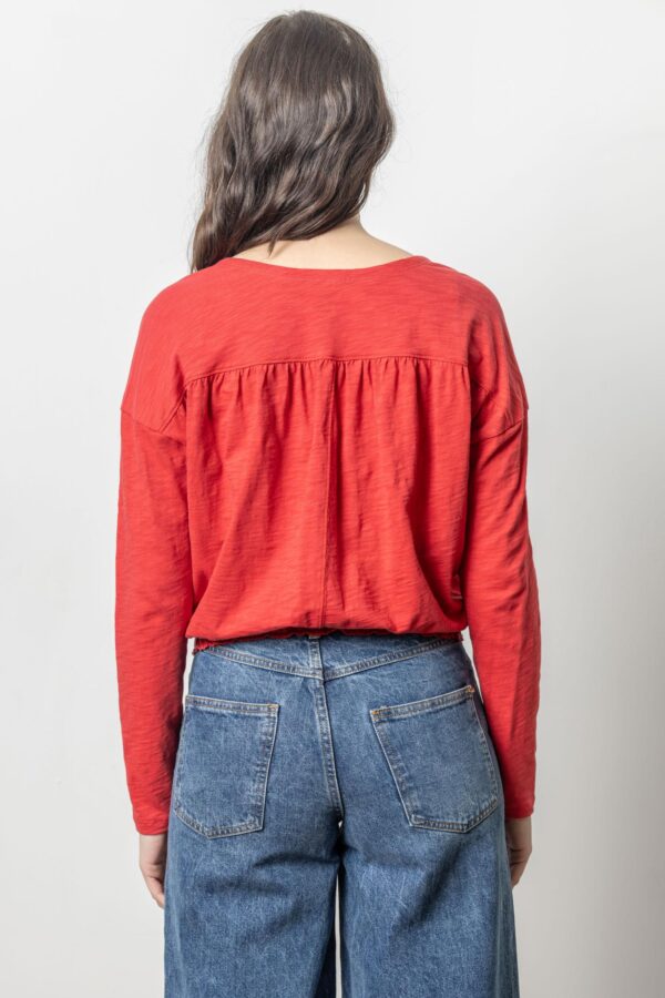 Elastic Hem Easy V-Neck - Image 9