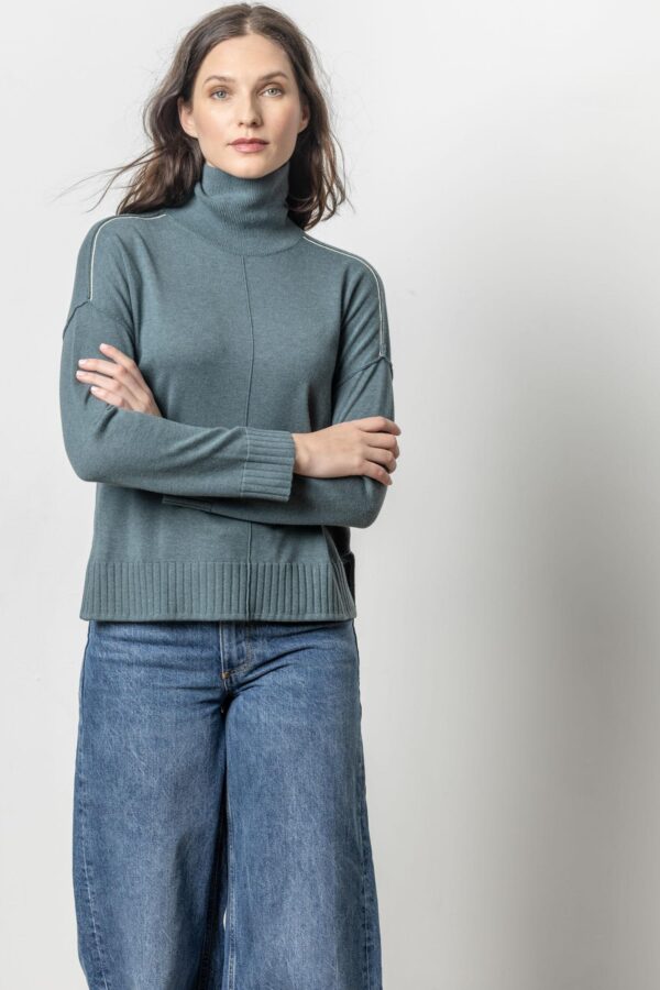 Relaxed Turtleneck Sweater - Image 9