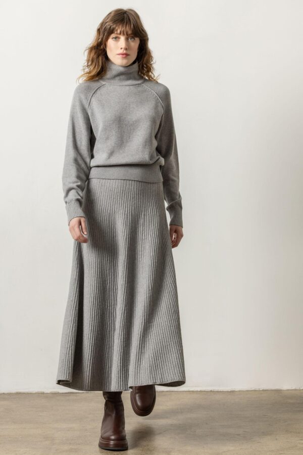 Raglan Turtleneck Sweater - Image 3