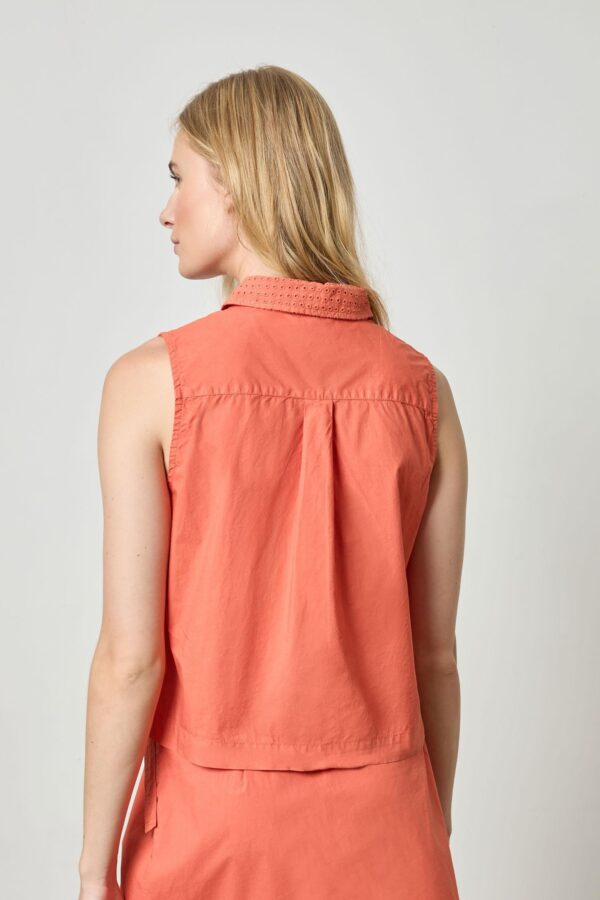 Eyelet Collar Sleeveless Shirt - Image 2