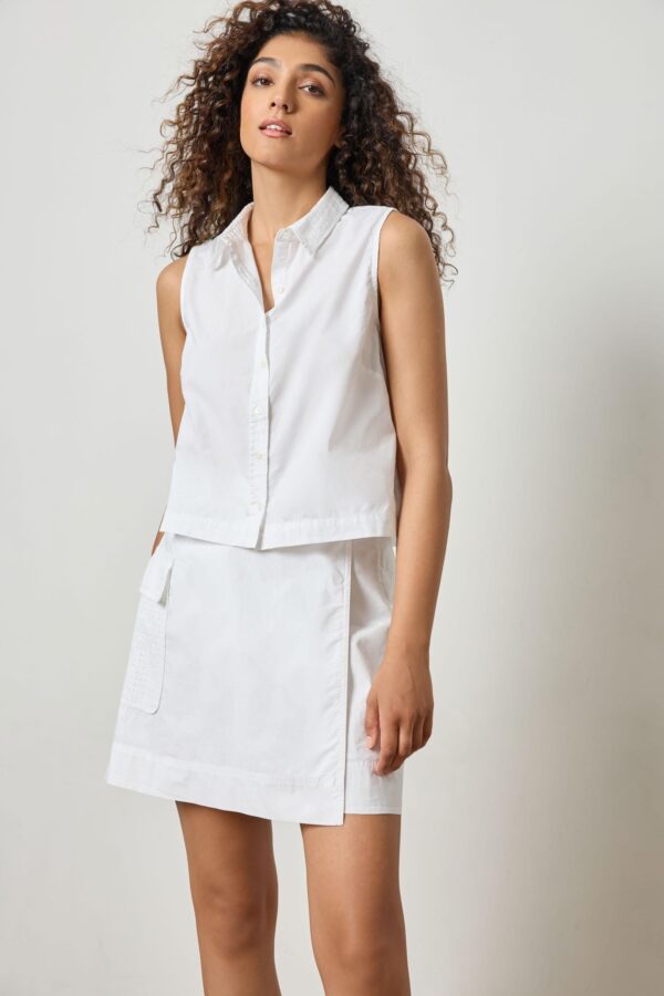 Eyelet Collar Sleeveless Shirt - Image 6